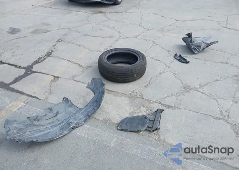 2013 Mazda Mazda3 I Sport из США, поврежденный, VIN JM1BL1UP2D1847826